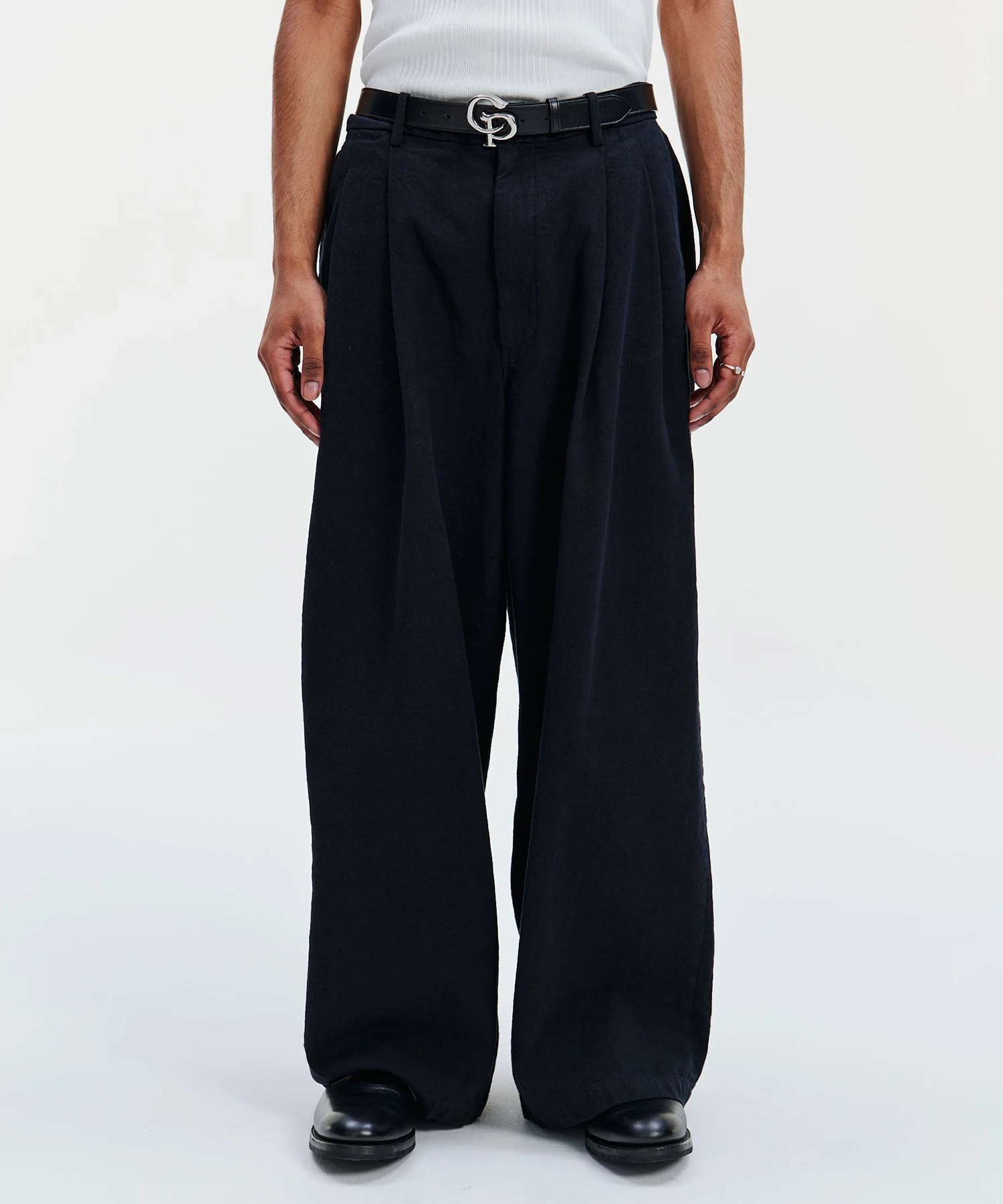 C/Li Canvas 2 Tuck Trousers