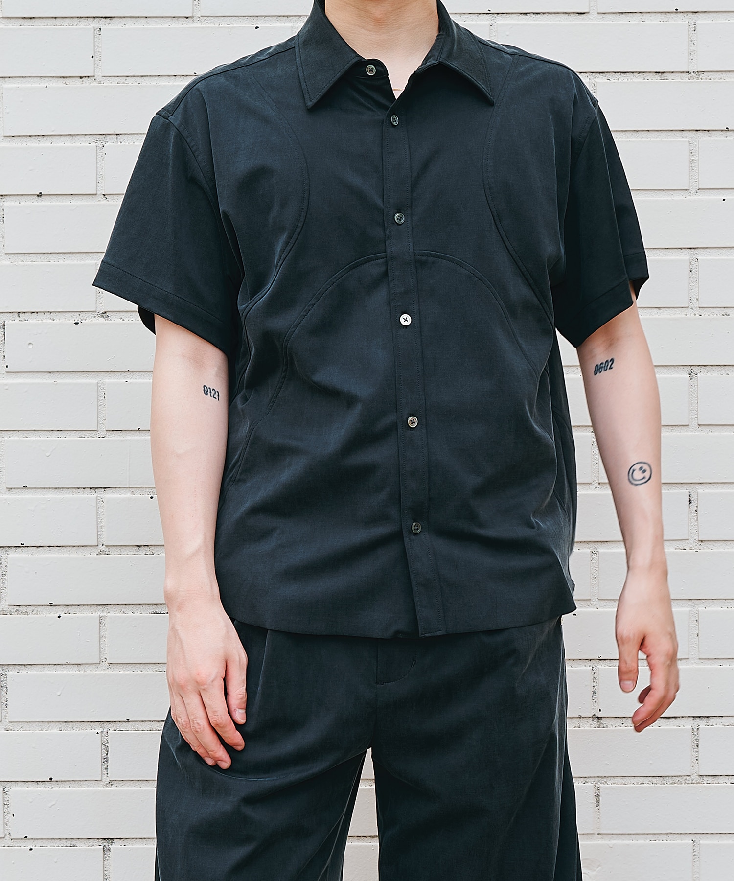 panel short sleeve shirt
