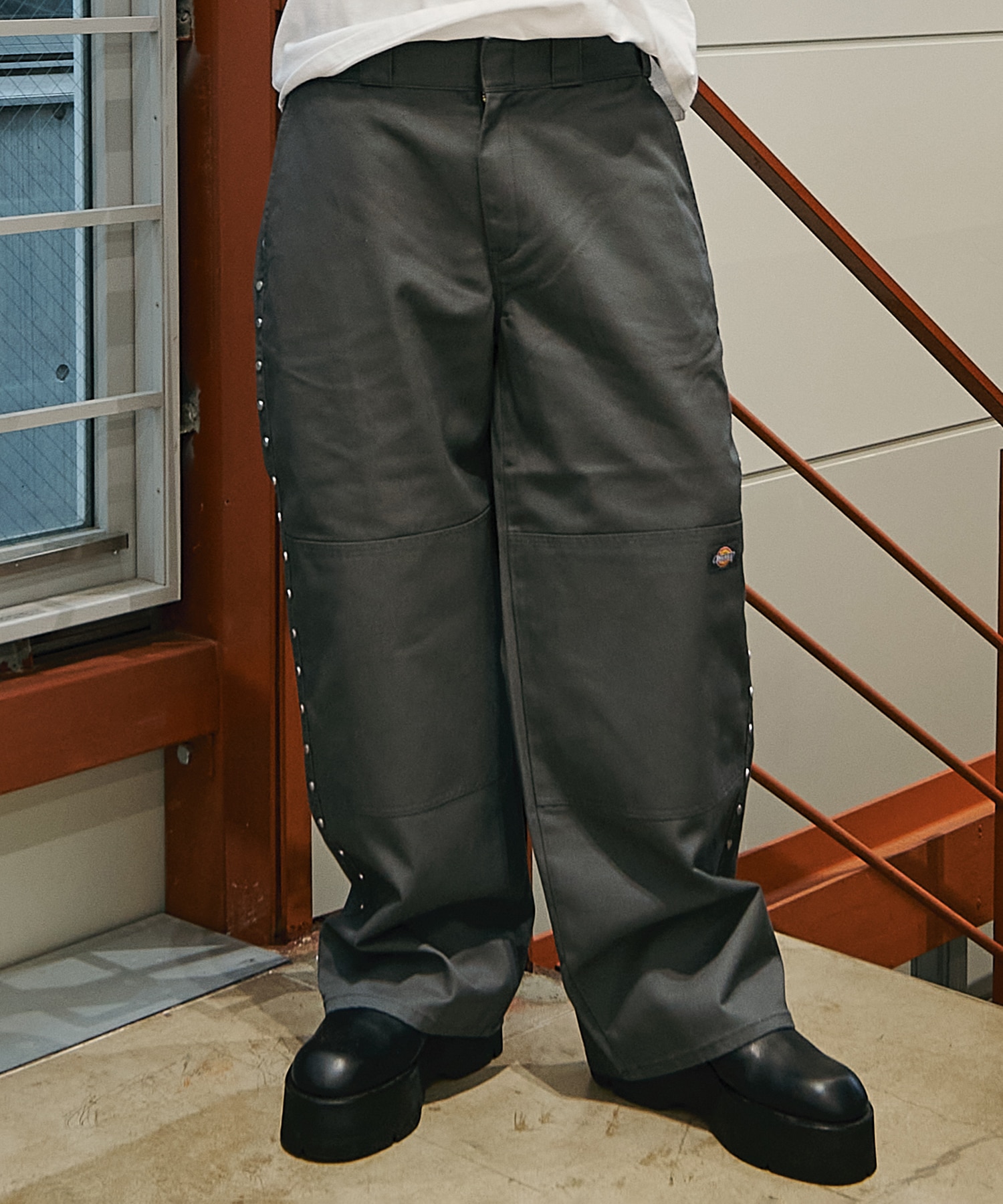 STUDDED WIDE PANTS
