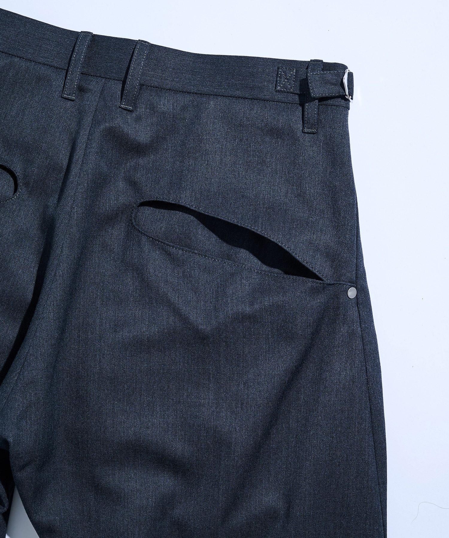 別注 2TUCKED CURVED LEG TROUSERS