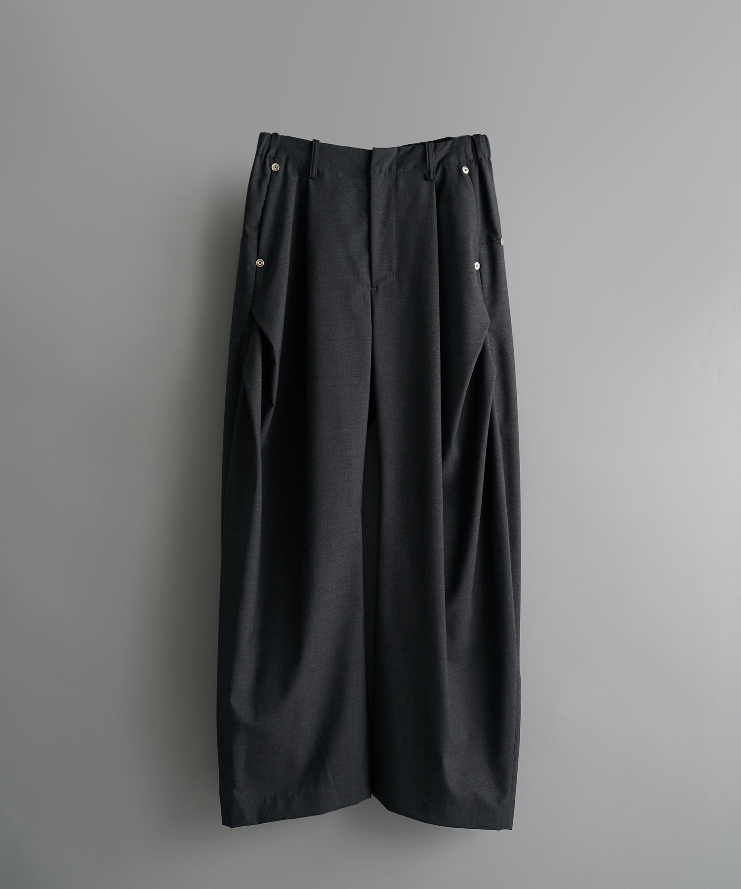 curve leg trousers summer fades