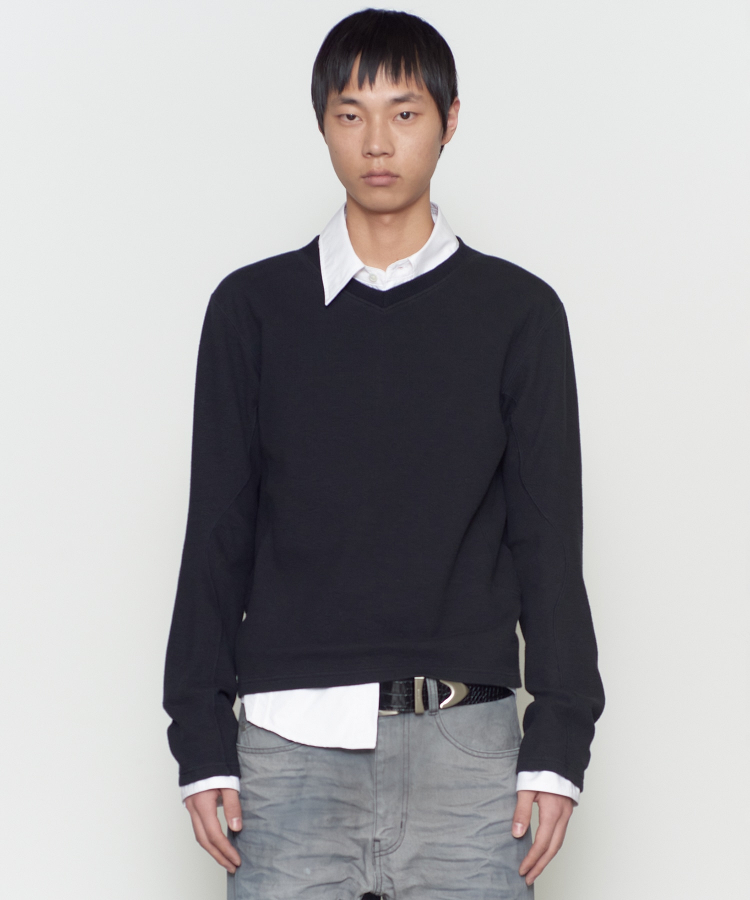 PANNELD LONG SLEEVE V-NECK T-SHIRT