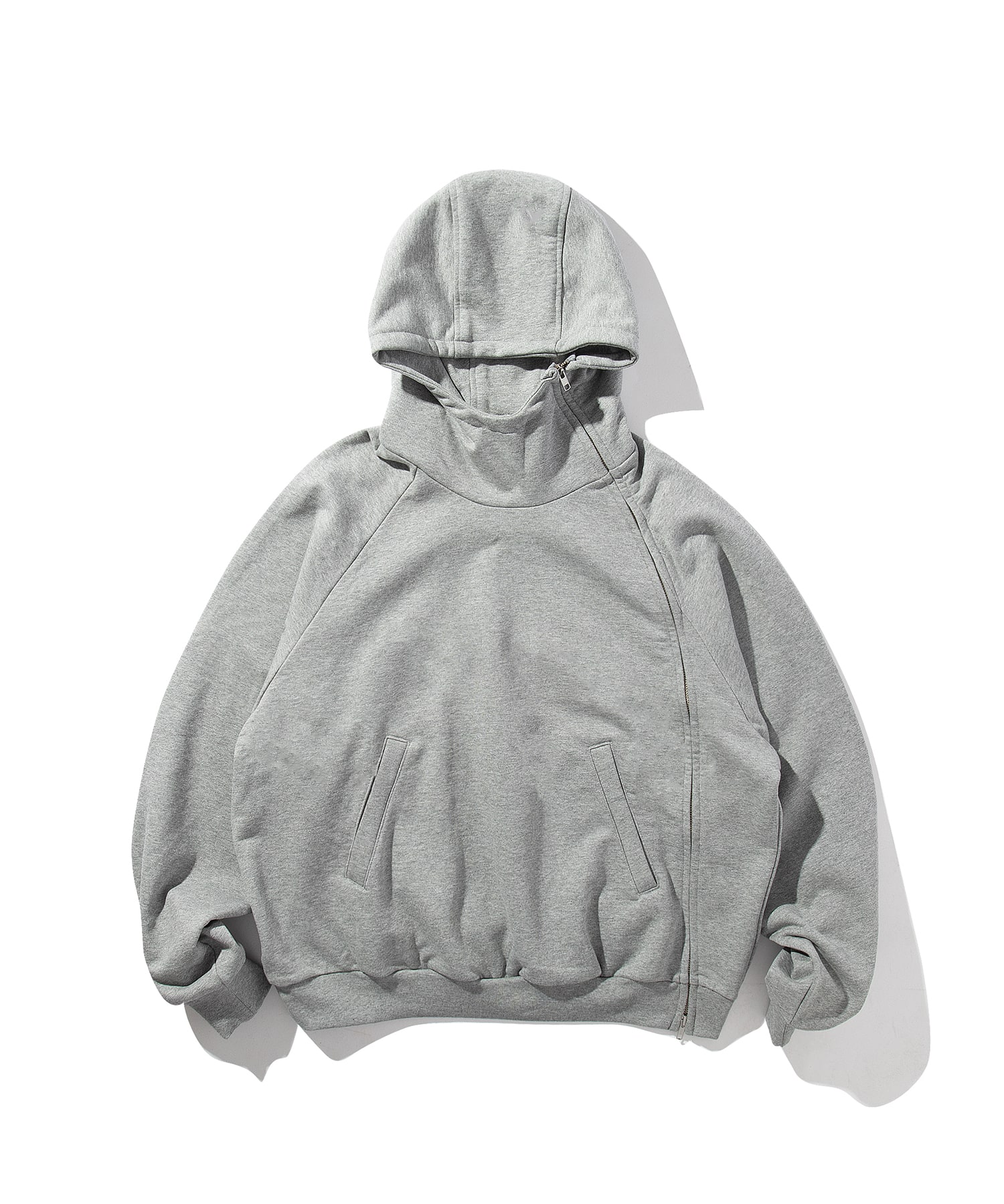 CURVED-ZIP HOODIE