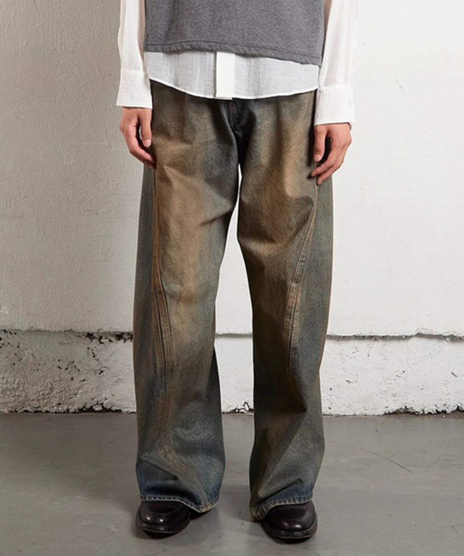 3D TWISTED WIDE LEG JEANS