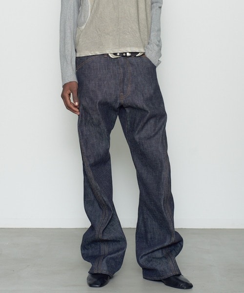 3D TWISTED JEANS