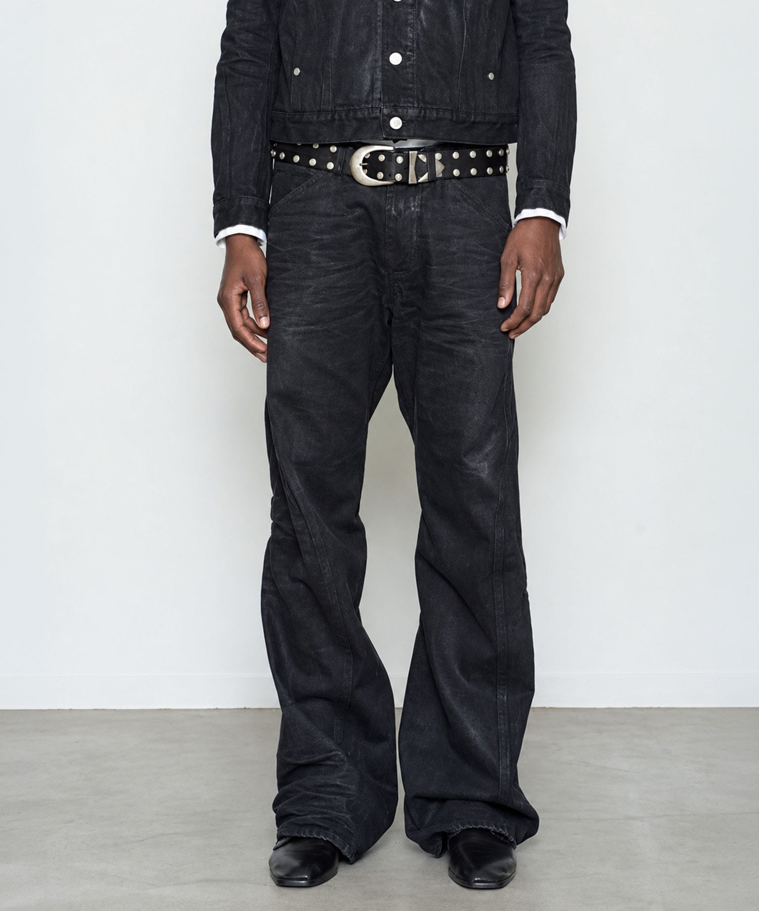 3D TWISTED JEANS