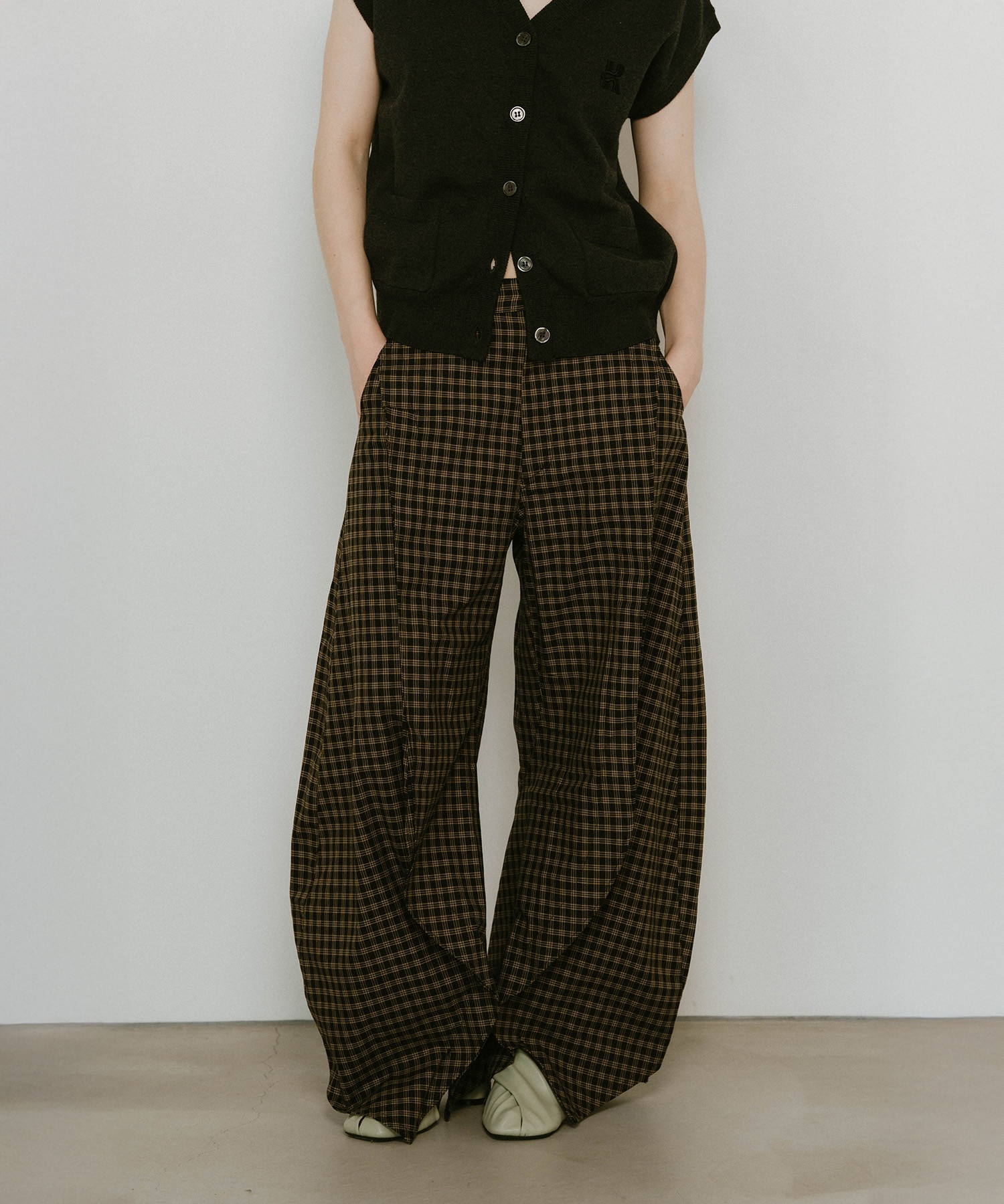 slit deformed pants(unisex)