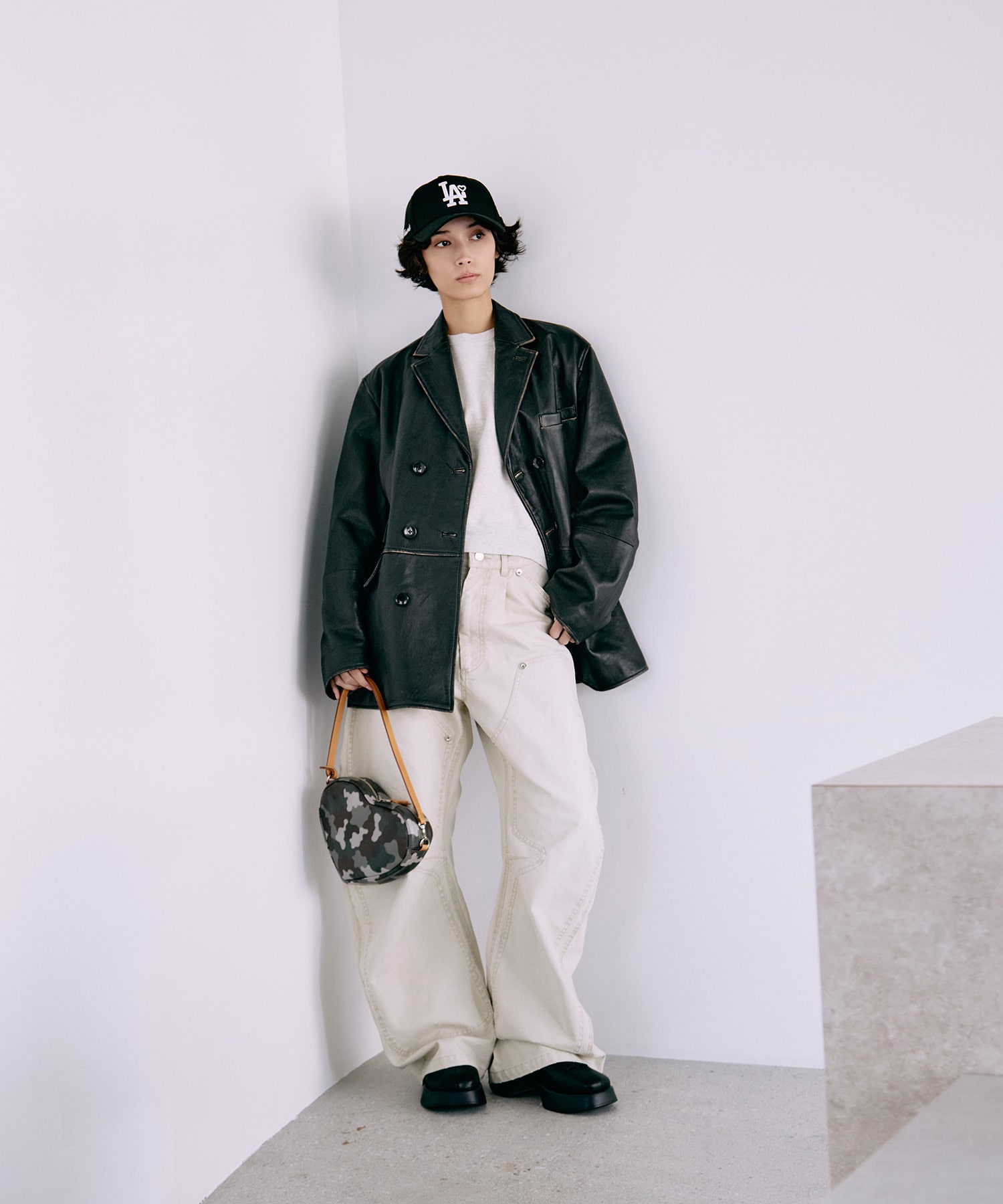 BASICKS×DUCK DOUBLE KNEE CURVED LEG PANTS