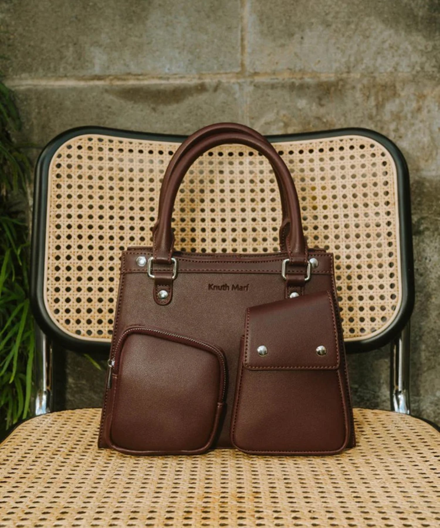 multi pocket hand bag