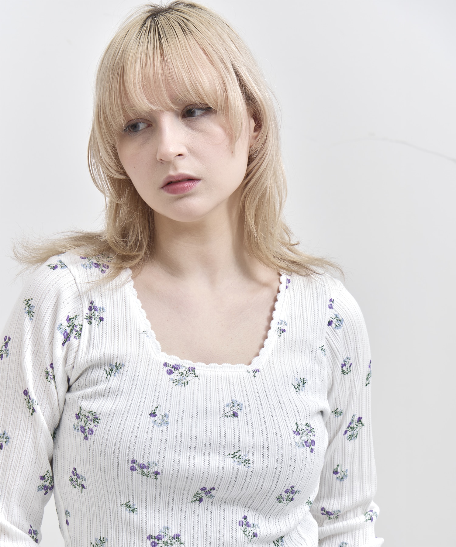 COTTON EYELET RIB FLOWER SQUARE NECK PULLOVER