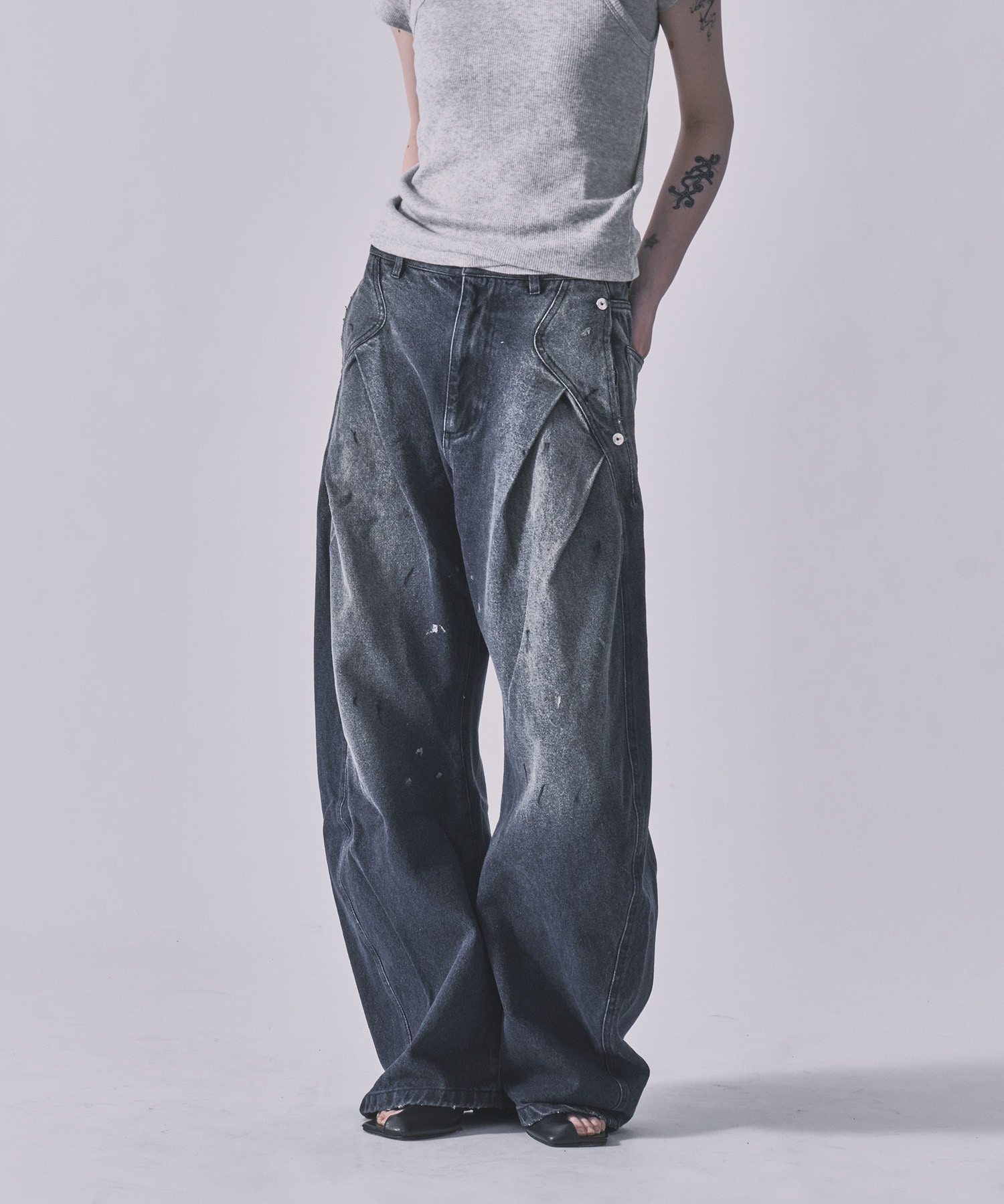 dark wash curved denim