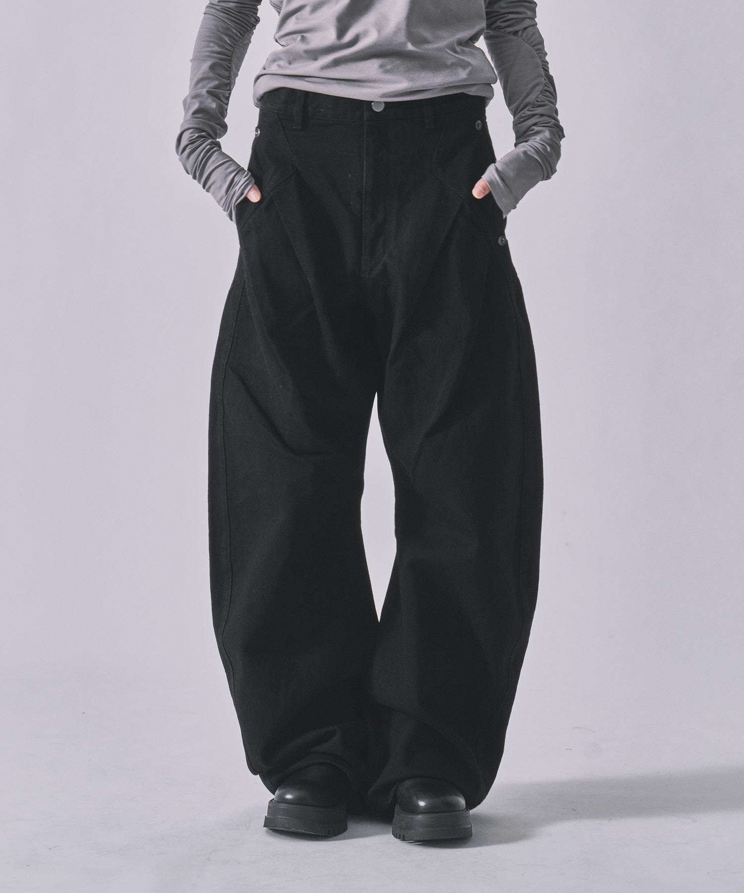 all black curve denim