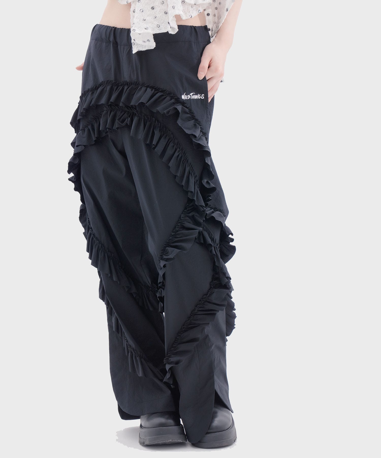 WILD THINGS Frilled pants
