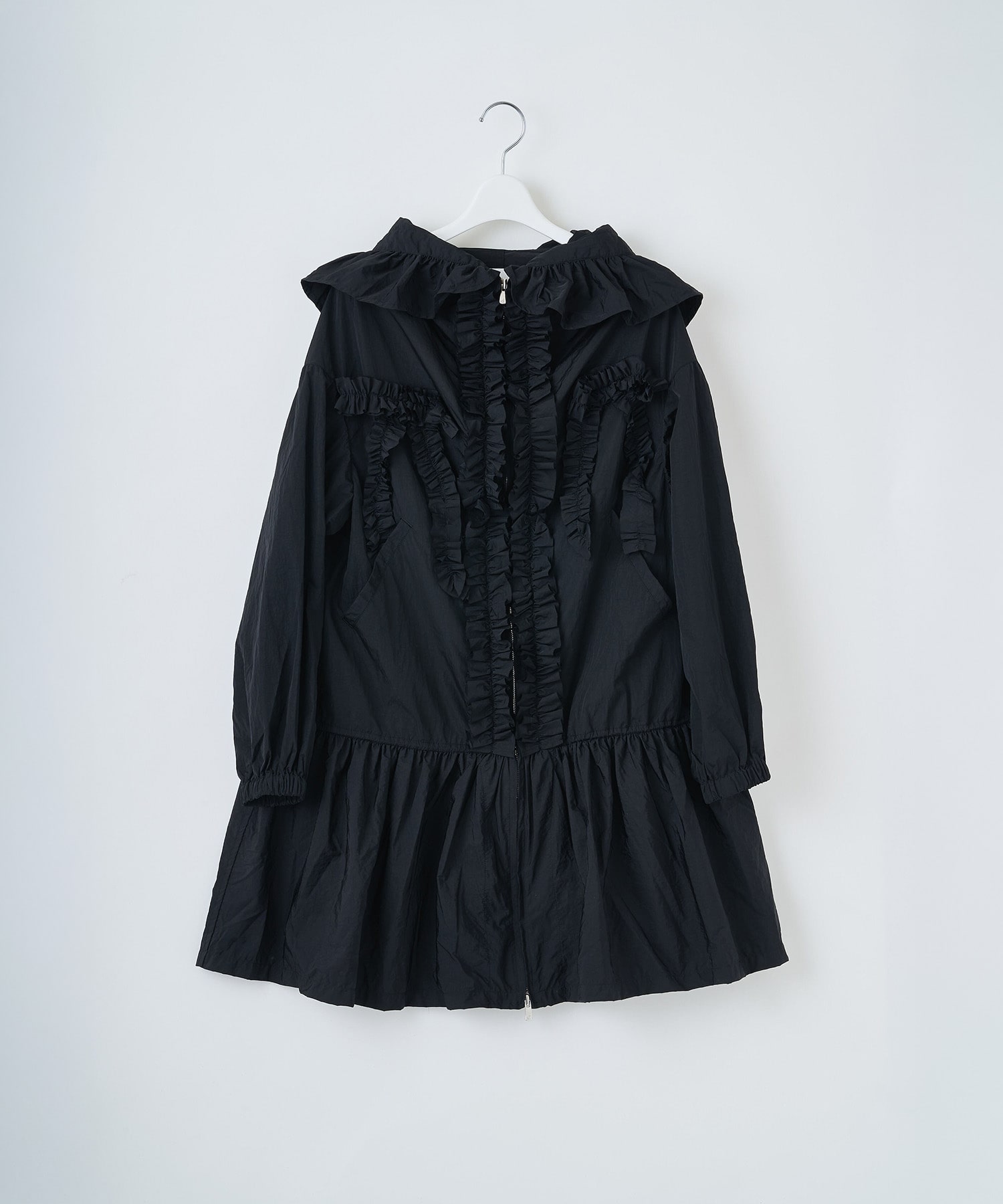 Nylon frilled mountain parka