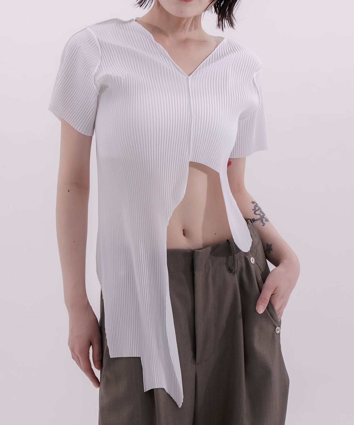 CHOPPED TOP SHORTSLEEVE