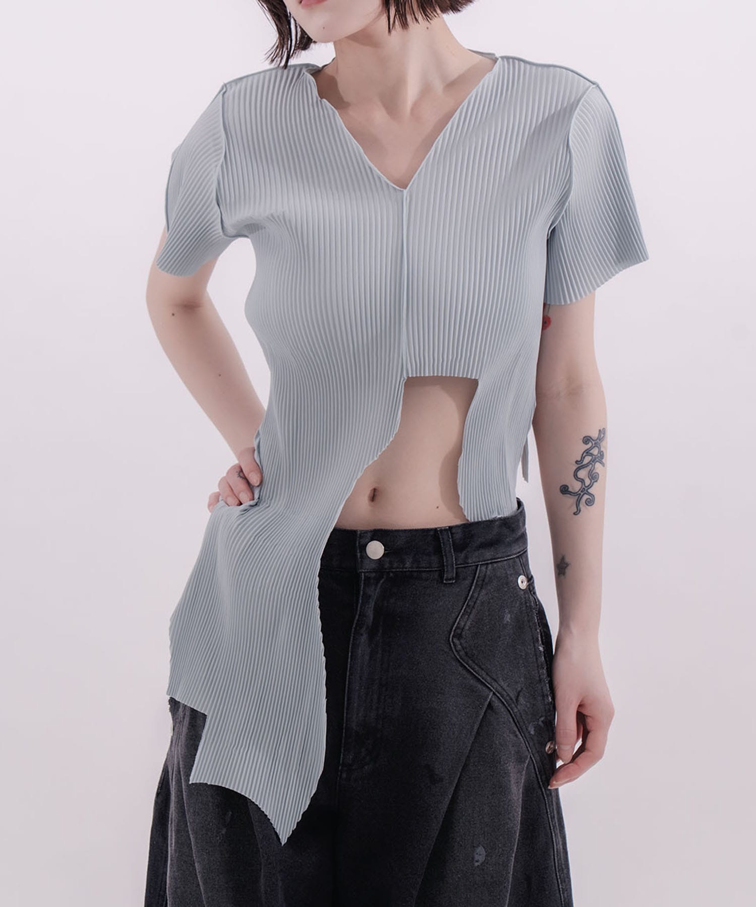 CHOPPED TOP SHORTSLEEVE