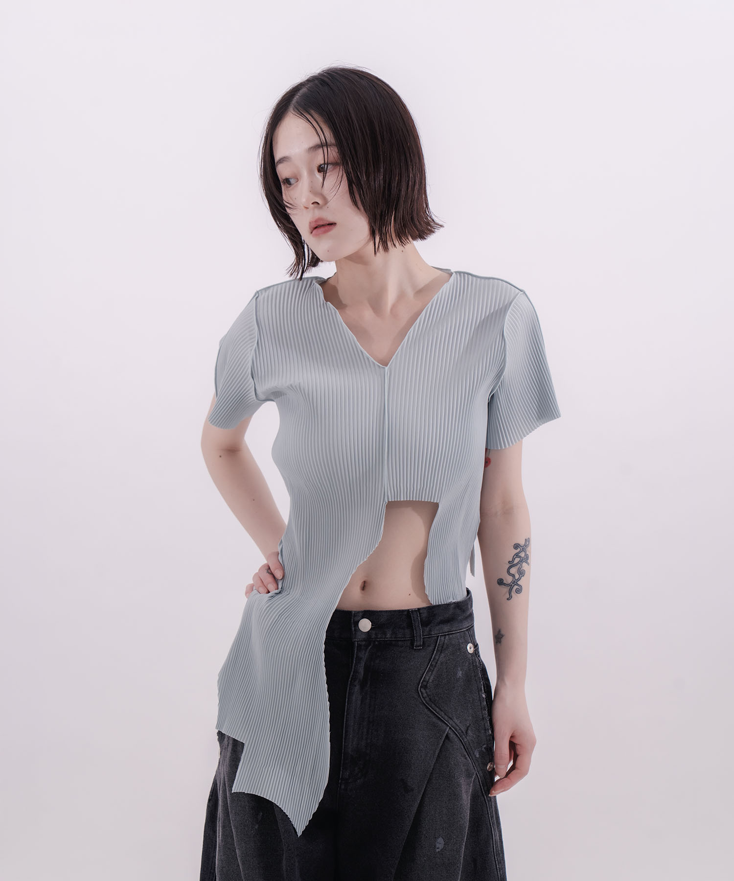 CHOPPED TOP SHORTSLEEVE