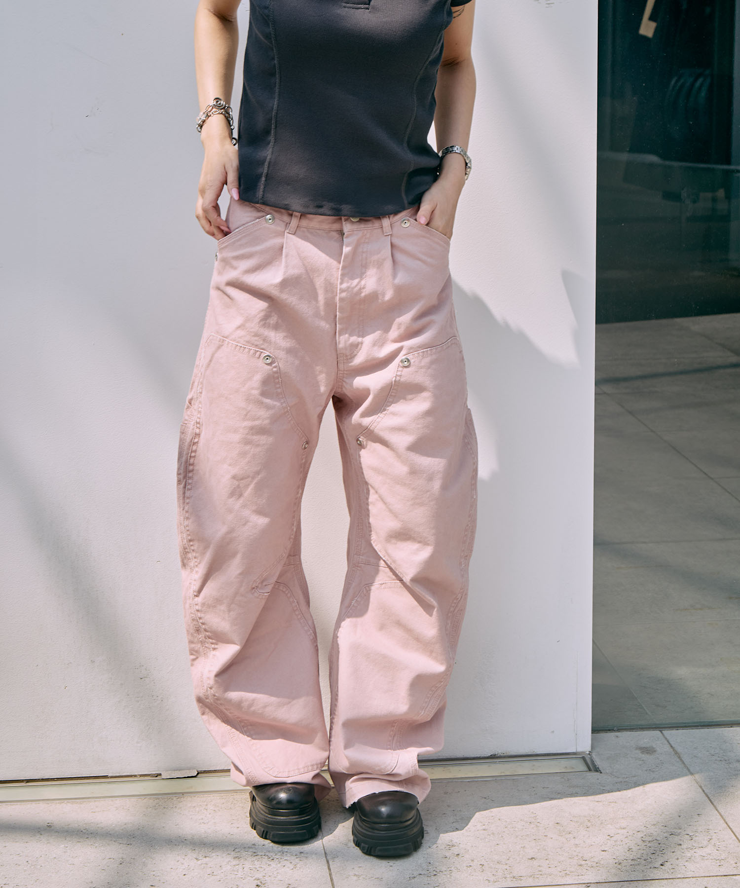 duck double knee curved leg pants