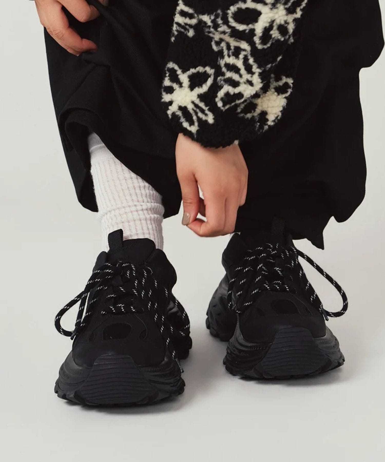 orbit sneaker