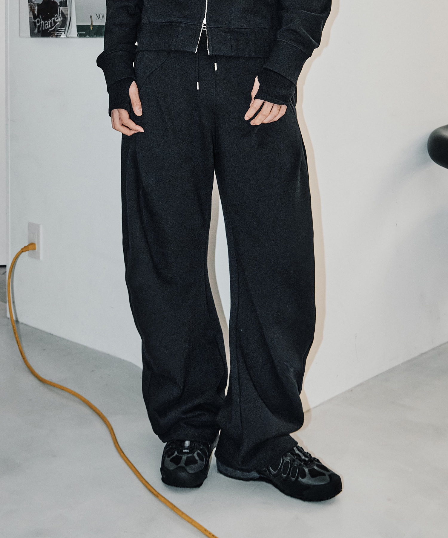 WIDE BALOON PANTS